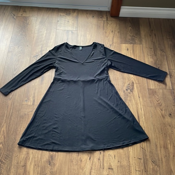SHEIN Black dress - Picture 1 of 3